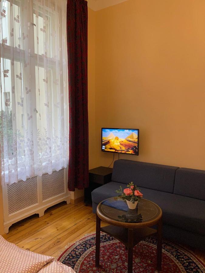 Hotel Gunia Berlin Bagian luar foto